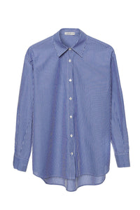 camisa azul oversize