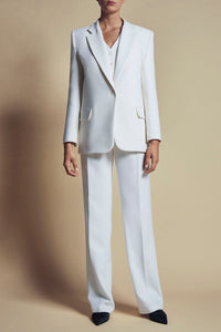 blazer blanca oversize